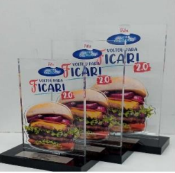 Troféu 20 cm base - modelo 2